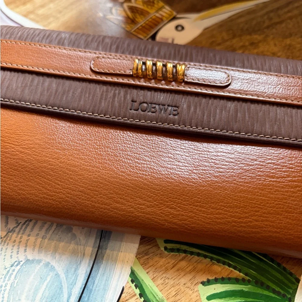 LOEWE Velazquez Embossed Leather Long Wallet Mini Wallet BEAUTIFUL! W/Chain - Picture 1 of 17